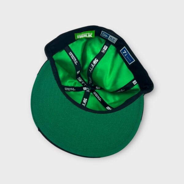 Hulk Marvel New Era fitted hat - Image 3