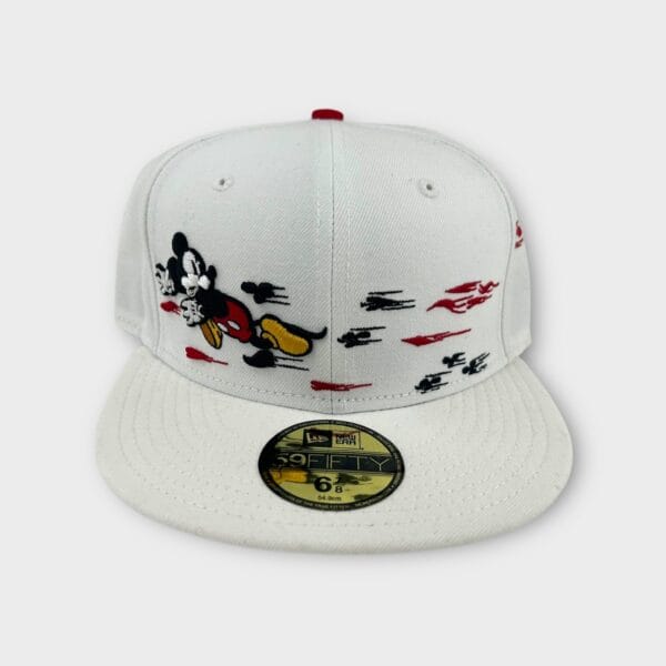 Mickey Mouse 'Thru the mirror' Disney fitted hat