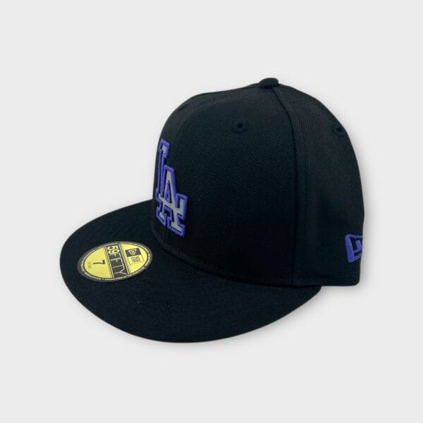 Los Angeles Dodgers MLB New Era 3M fitted hat - Image 2