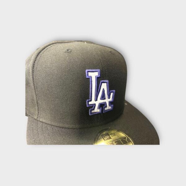 Los Angeles Dodgers MLB New Era 3M fitted hat - Image 3