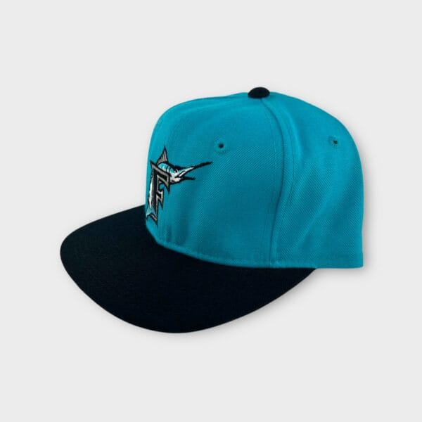 Deadstock Vintage Florida Marlins MLB Sports Specialties fitted hat - Image 2