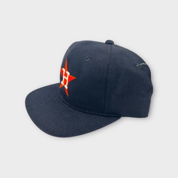 Deadstock Vintage Houston Astros MLB Snapback hat - Image 2