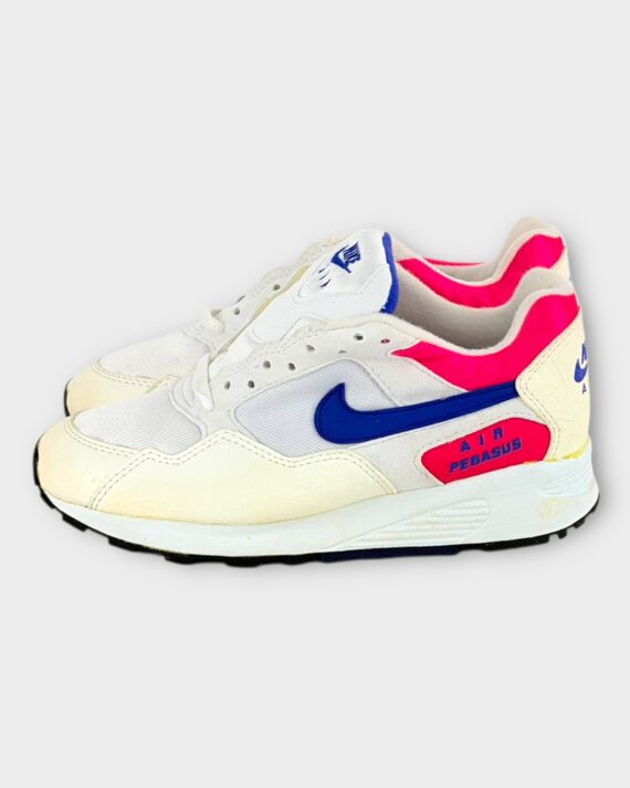 Deadstock Vintage Nike Air Pegasus BGS